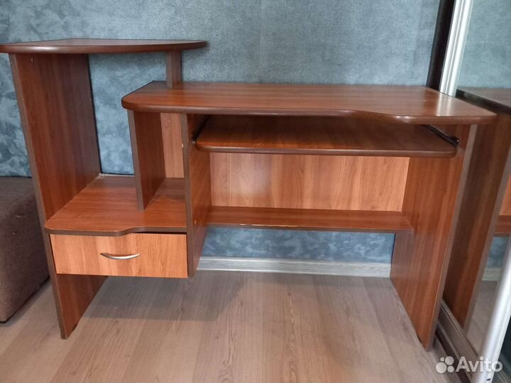 Компьютерный стол бу бесплатно