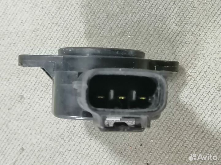 Датчик дроссельной заслонки Subaru Forester (SF5)