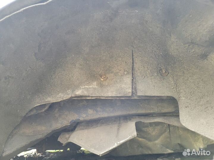 Крыло заднее левое на Scenic 1