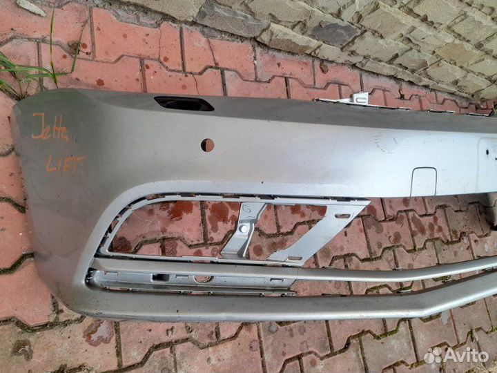 Бампер передний Volkswagen Jetta 7 2015