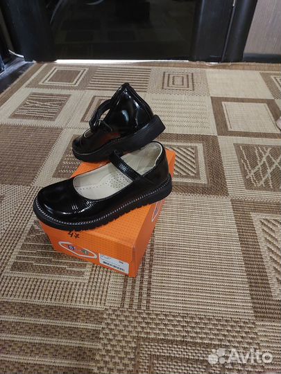 Туфли детские на девочку размер 30