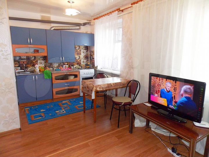 2-к. квартира, 54 м², 4/4 эт.