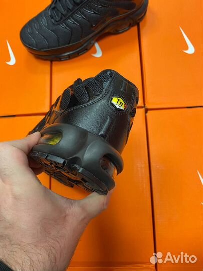 Nike Air Max Plus Black