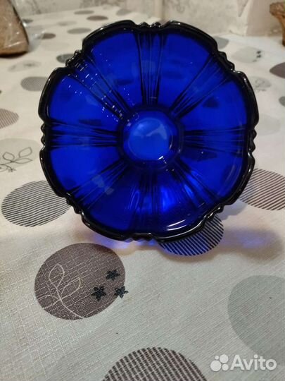 Ваза конфетница кобальтовое стекло редкая