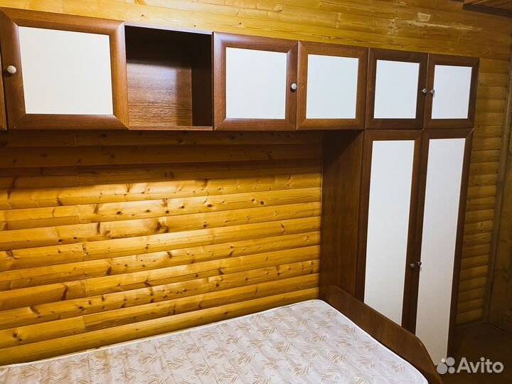 Детский гарнитур (стенка) с кроватью