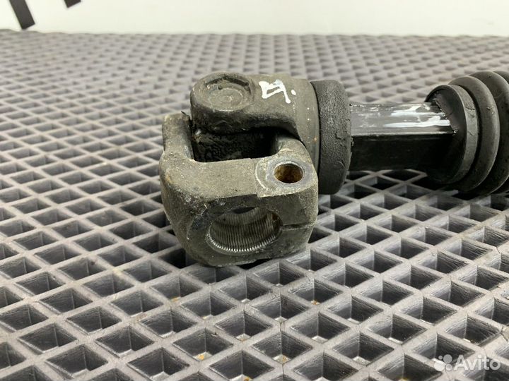 Карданный вал рулевой колонки