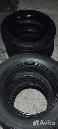 Bridgestone Dueler H/P Sport 215/65 R16 H