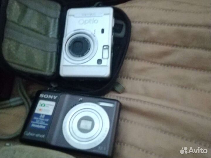 Компактный фотоаппарат