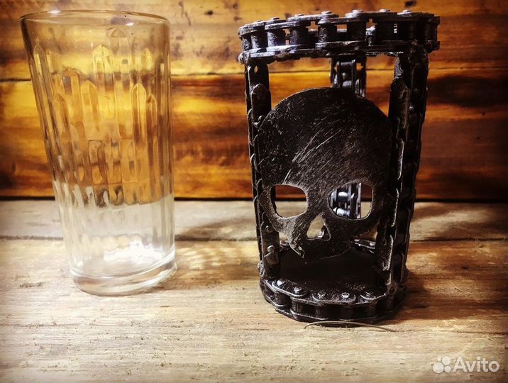 Брутальный подстаканник