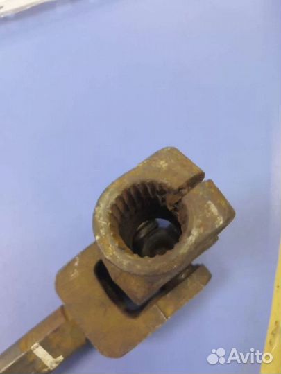 Карданчик рулевой VW Passat B3