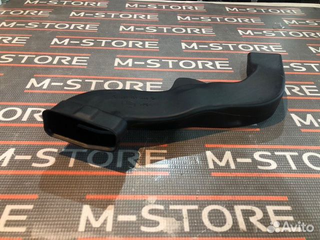 Воздуховод печки передний правый Mercedes-Benz