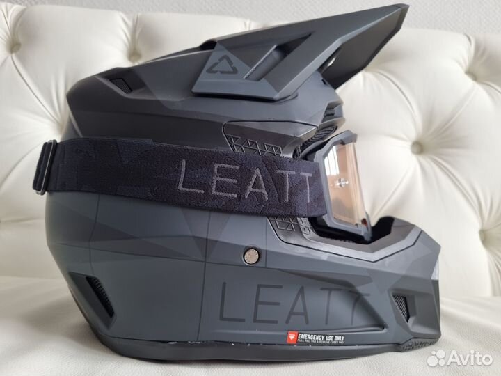 Шлем эндypo leatt 7.5 V23 stеаlth чepный + oчки