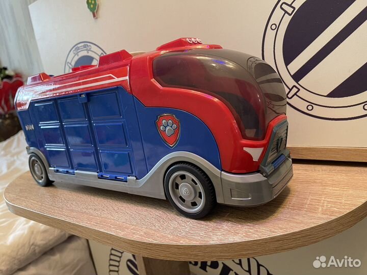 Игрушка автобус