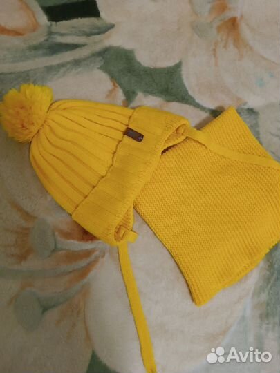 Комплект шапка и шарф