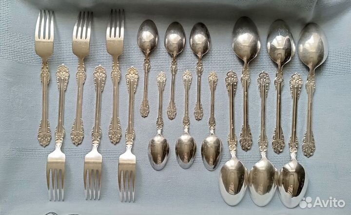 Набор столовых приборов 