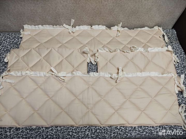 Бортики в кроватку