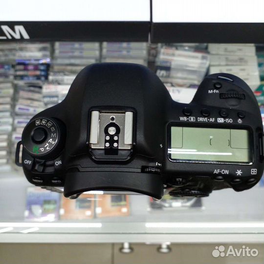 Canon EOS 5D Mark IV body