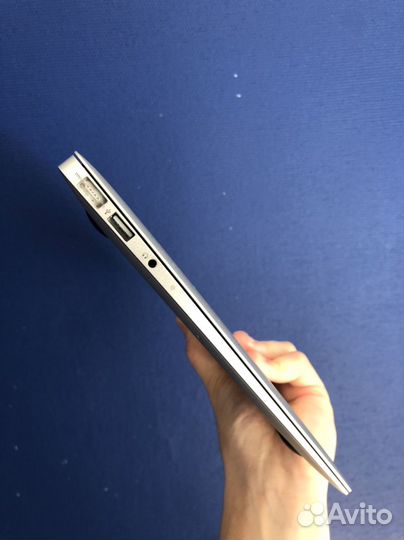 Apple MacBook Air 11 Mid 2011 128гб / Идеал