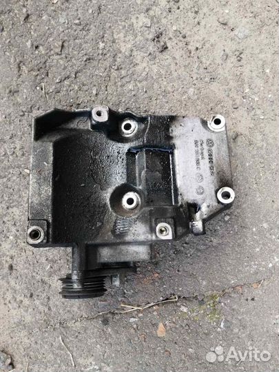 Кронштейн Компрессора Кондиционера Пассат Б5+ 1.9