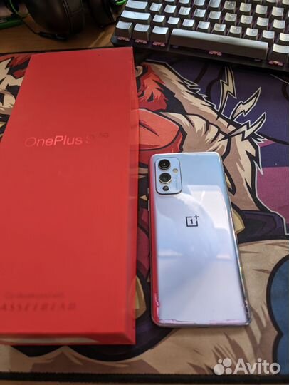 OnePlus 9, 8/128 ГБ