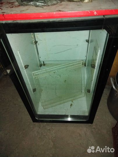 Холодильник витрина бу для напитков