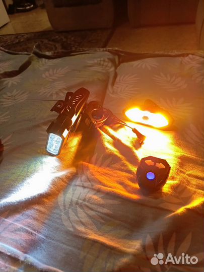 Вело фонарик 4в1 и задний фонарь с поворотниками