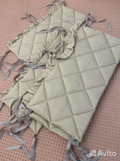 Бортики в кроватку