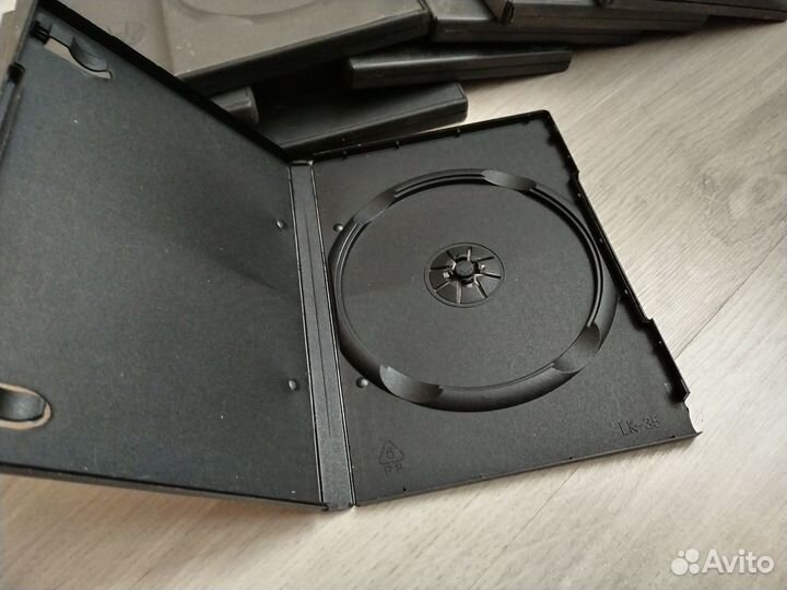 Футляры для дисков CD и DVD