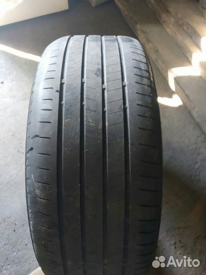 Bridgestone 613V 255/55 R18