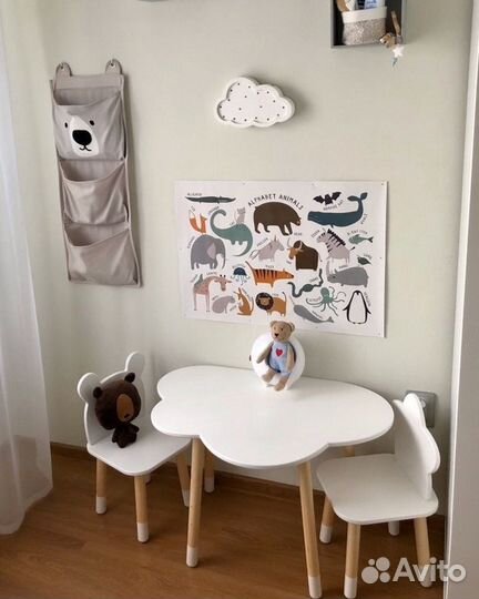 Детский стол и стул
