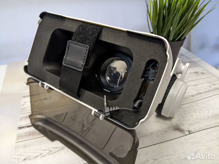 Очки виртуальной реальности shinecon с наушниками