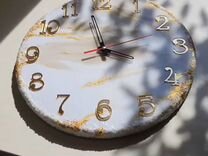 Авторские часы из эпоксидной смолы для дома и дачи
