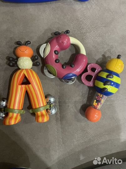 Погремушки battat