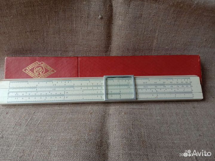 Линейка логарифмическая