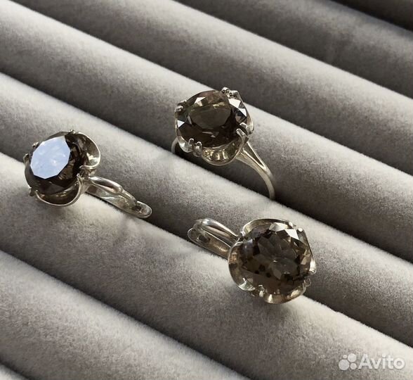 Серебряный комплект с Раухтопазом. Новый. 925