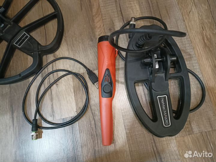 Металлоискатель nokta makro simplex plus