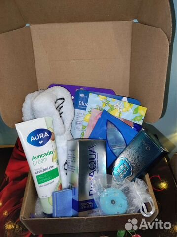 Набор косметики / бьюти-бокс голубой