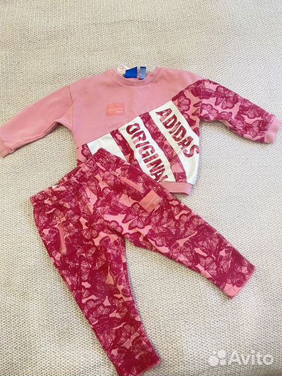 Спортивный костюм adidas для девочек