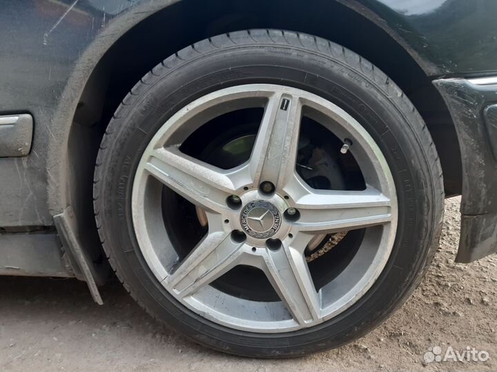 Goodyear EfficientGrip 215/50 R17