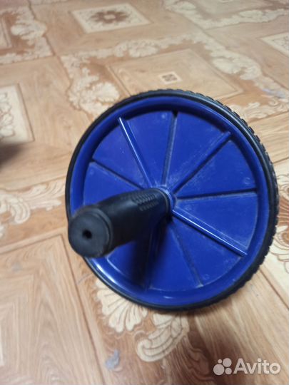 Гриф для гантелей, блины, ролик для пресса