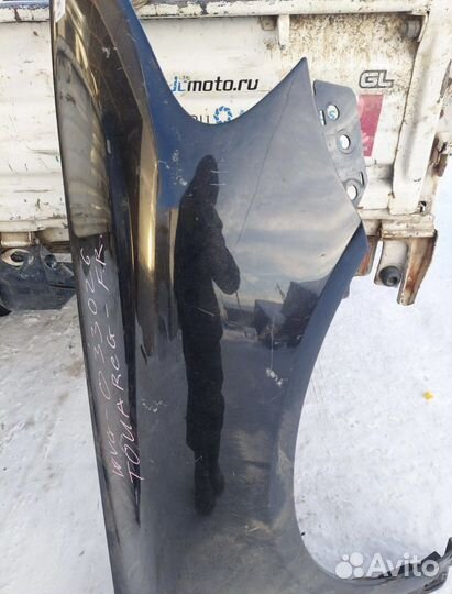 Крыло переднее правое volkswagen touareg 2006 год