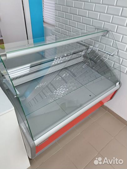 Холодильная витрина