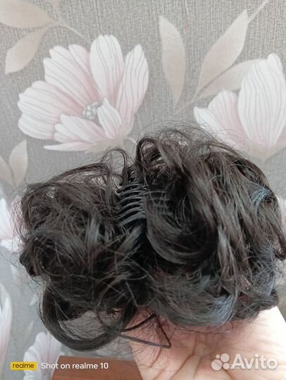 Шиньон пучок на заколке краб