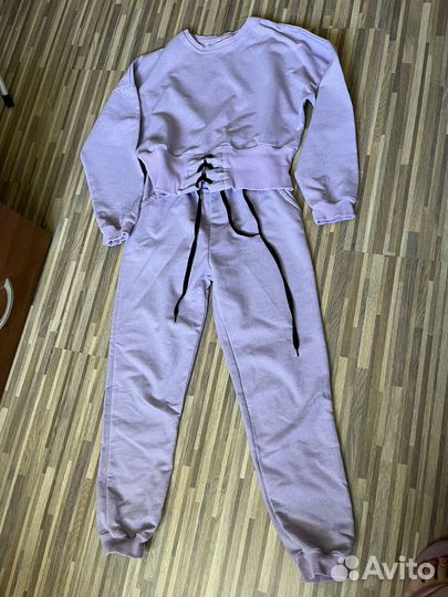 Спортивный костюм для девочки 140 146