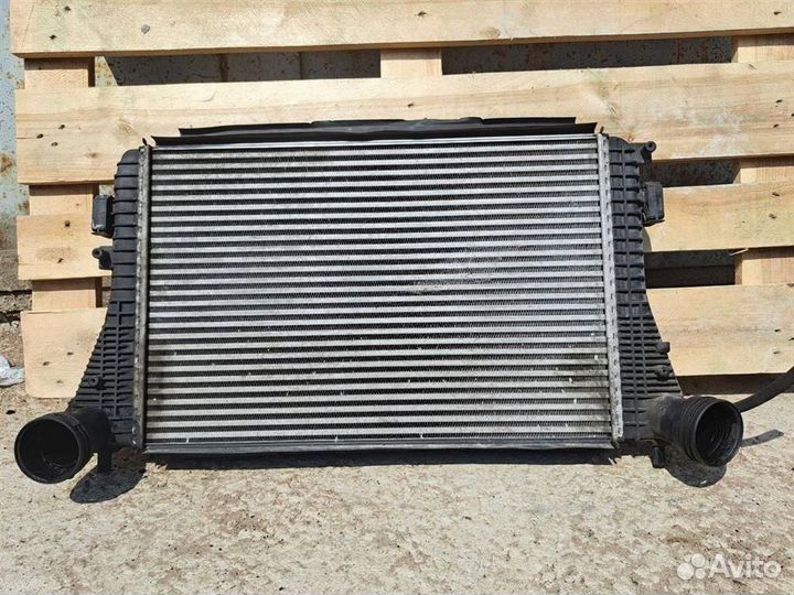 Радиатор кондиционера (конденсер) VW Passat (B6)