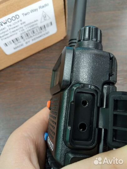 Рация 2 шт Kenwood TK-UVF8 новые