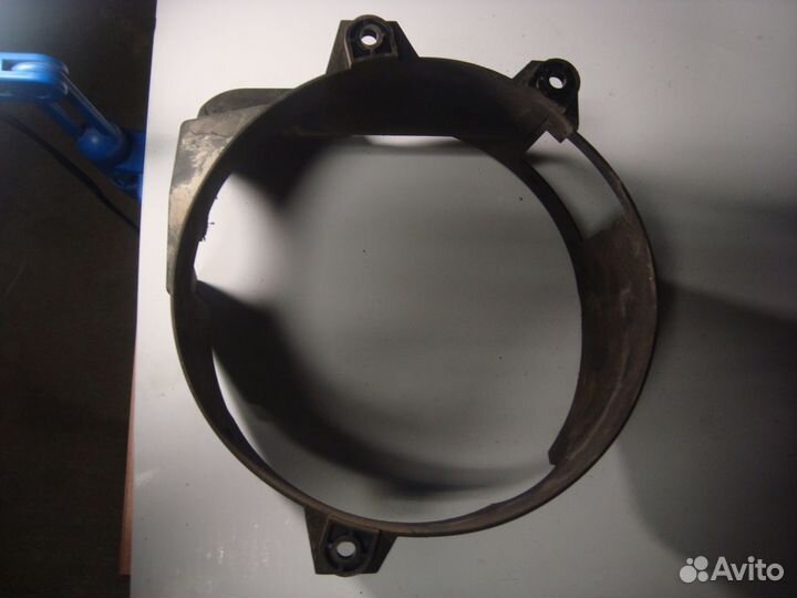 Диффузор вентилятора охлаждения масла коробки передач W220 M137 A2205050630