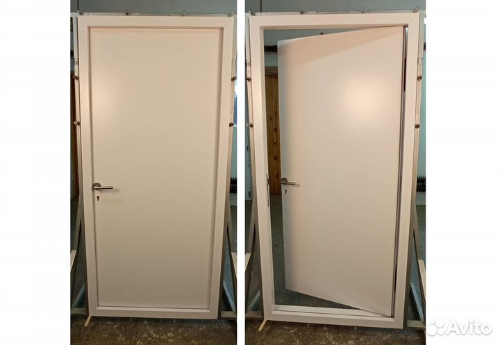 Дверь входная из дерева тёплая. Север-М1