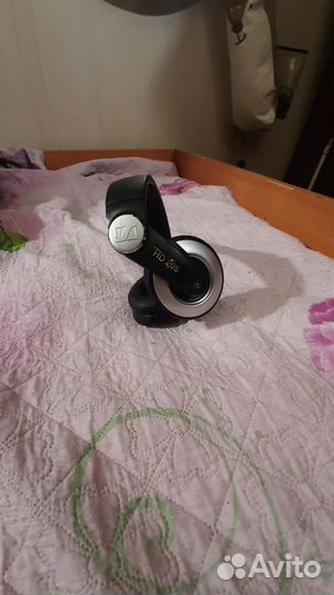 Наушники диджейские Sennheiser HD 205