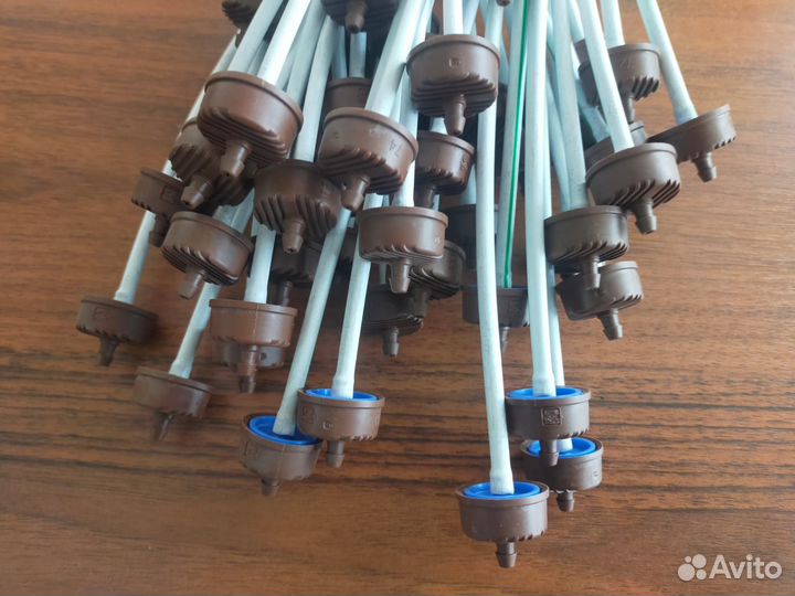 Капельный полив Капельница Rivulis в сборе